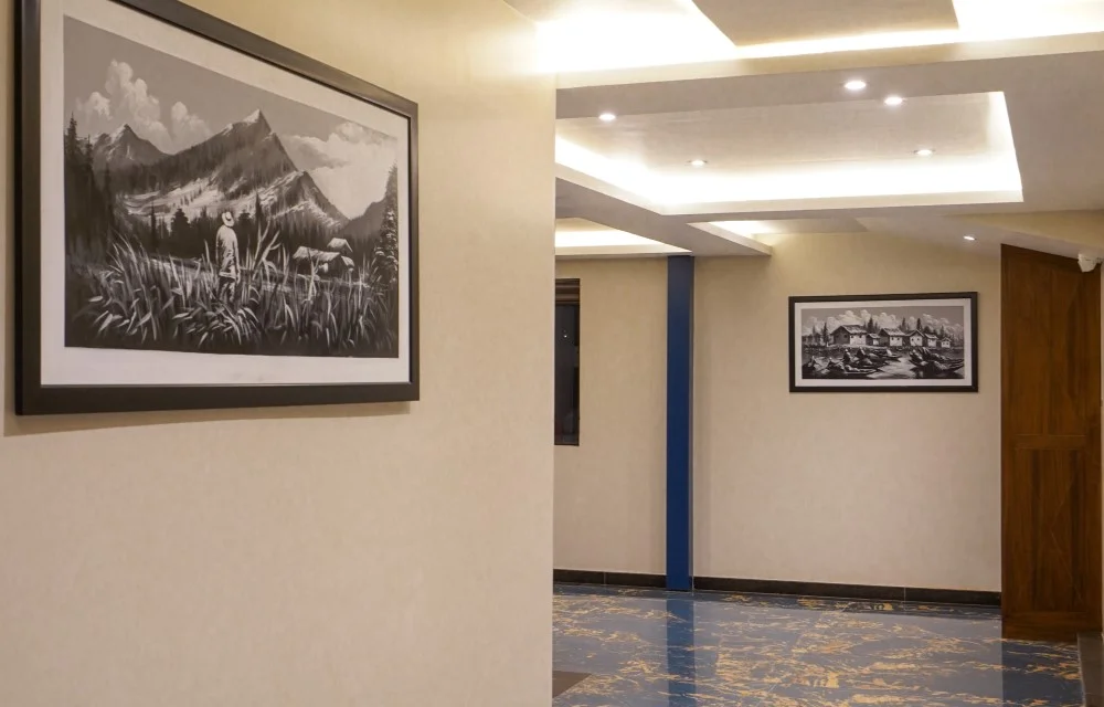 Gallery Picture